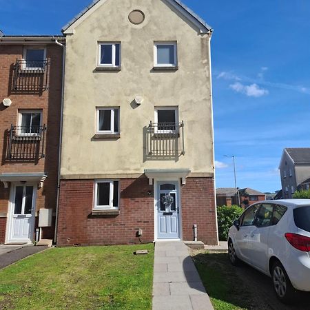 Driftmark Beachfront Location Aberavon Beach Sea Views Large Driveway Parking Private Site Fibre Optic Wi Fi Port Talbot Exterior foto