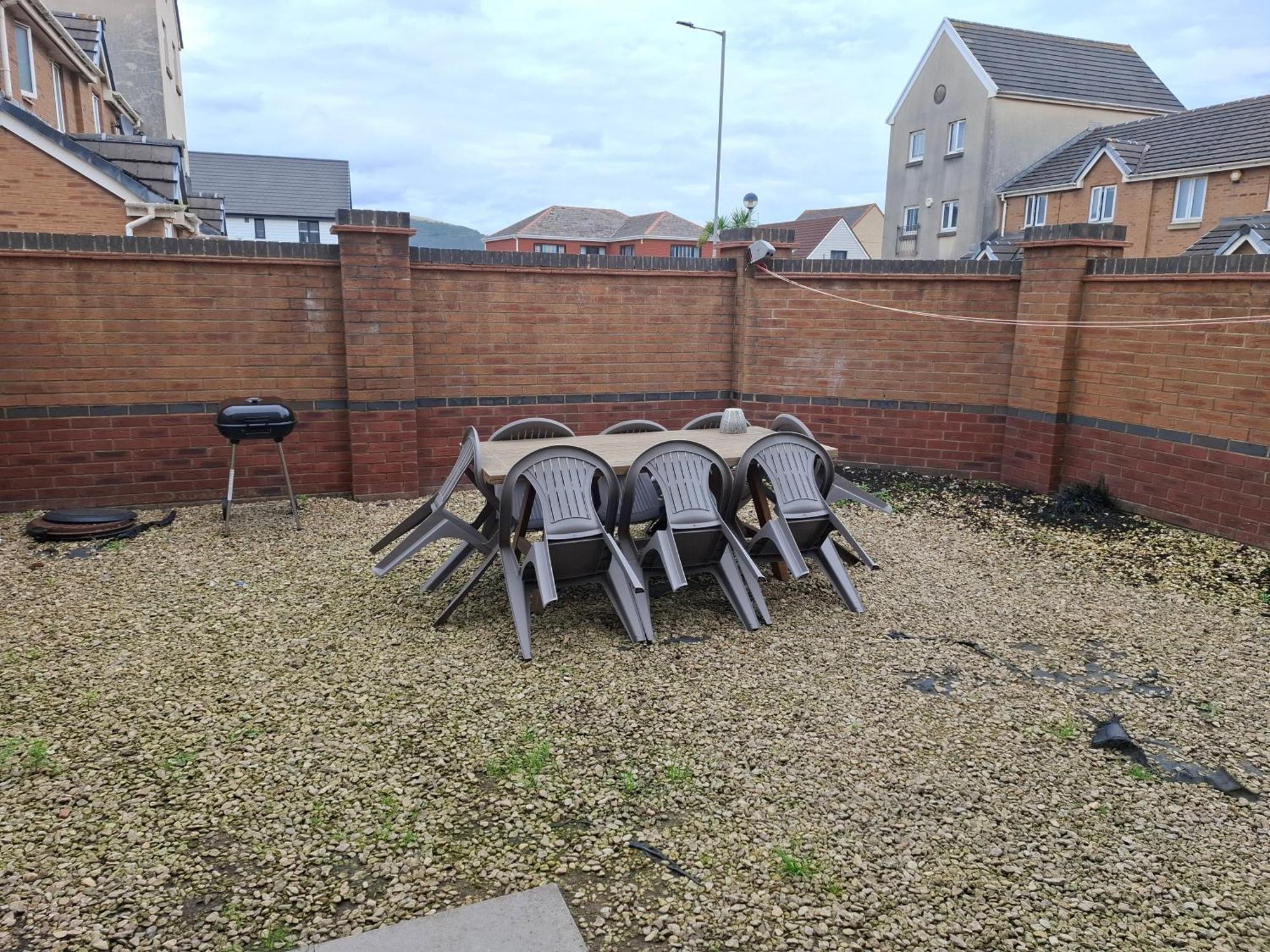Driftmark Beachfront Location Aberavon Beach Sea Views Large Driveway Parking Private Site Fibre Optic Wi Fi Port Talbot Exterior foto